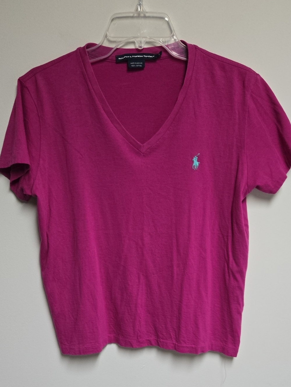 Ralph Lauren Women’s V-Neck Tee in Bright Fuchsia w/Teal Pony 100% Cotton Size L